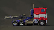 02-Premium-Finish-PF-SS-02-Optimus-Prime