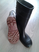 05b Rubber Rain Boot - Black - Steel tip = Sole (1)