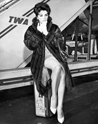 Joan-Collins-g30