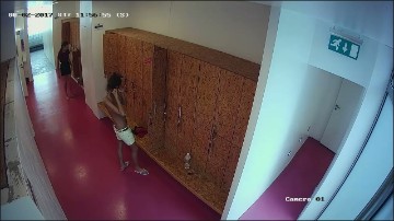 [Image: Voyeur51475094609.jpg]
