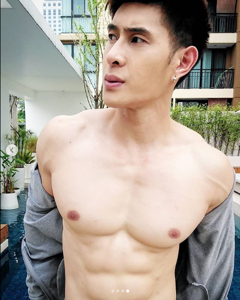 Ai biết anh hot boy 6 múi này không anh em?