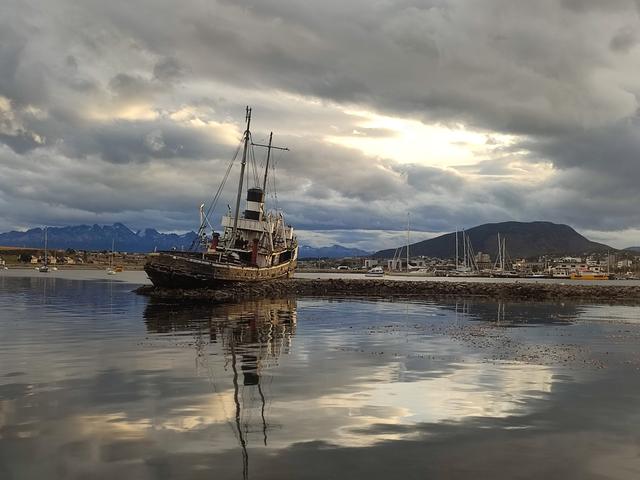 USHUAIA. COSTANERA, PUERTO, GLACIAR MARTIAL - ARGENTINA INFINITA II/ TORRES DEL PAINE (5)