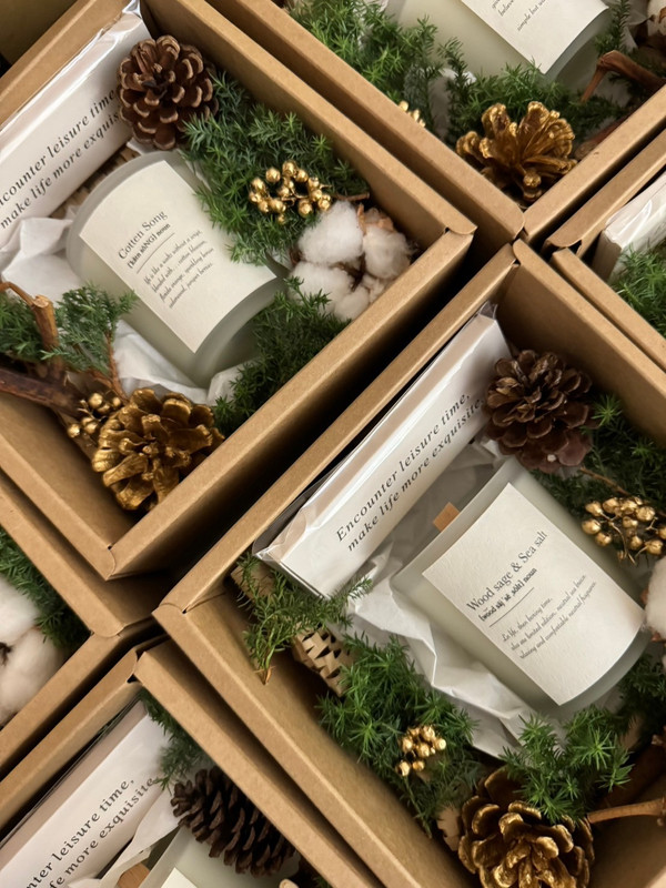 台湾 森からの贈り物 -SHELA- アロマキャンドルクリスマスギフト