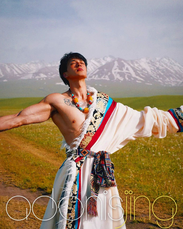 Photo by Chinese hunks 全球華男 on June 22, 2023.