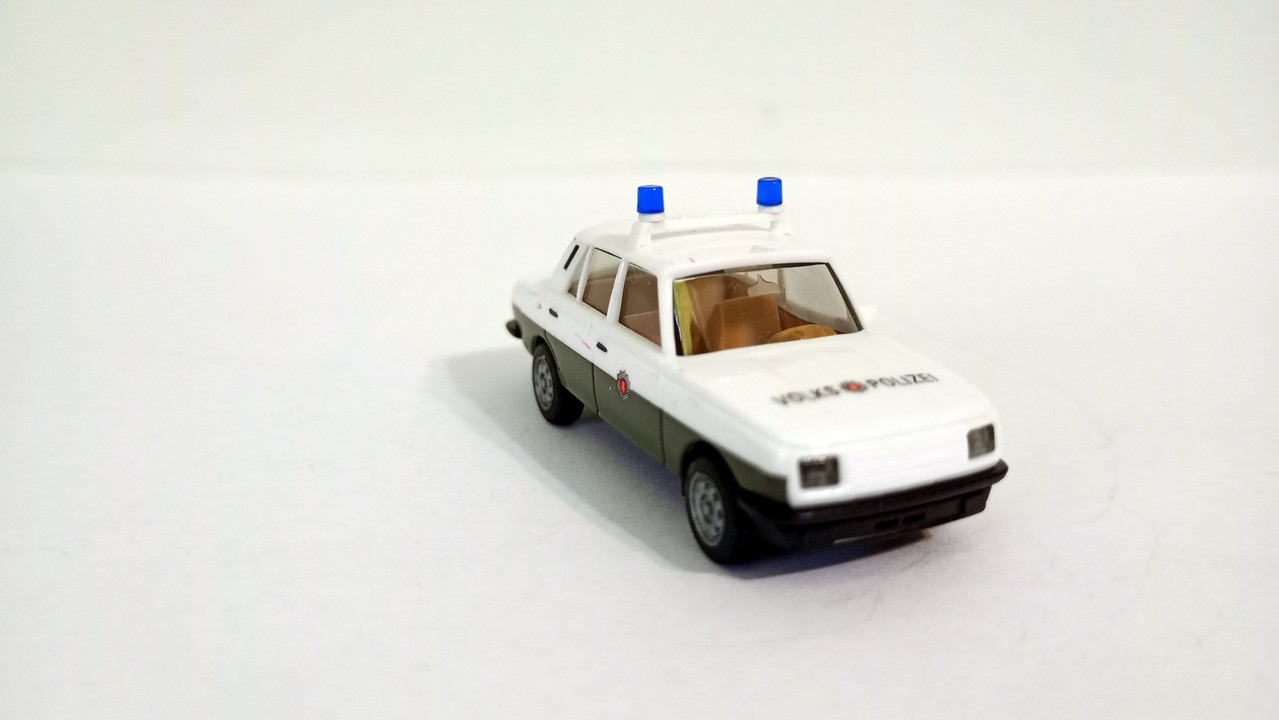 Mach (3203)