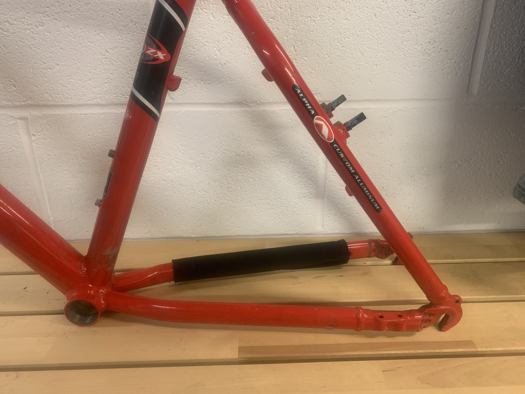 96B23585-1B20-4ACE-AD77-A624179E8BF5