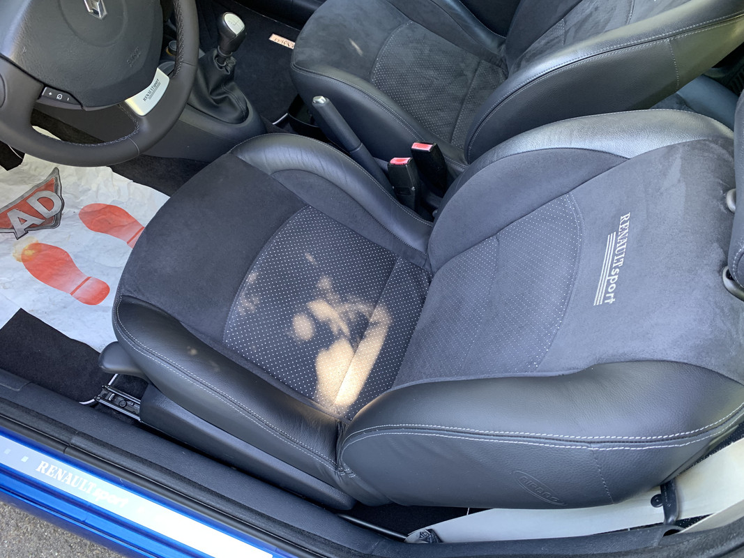 3EDD707D-383A-4174-9115-A6444017B87E