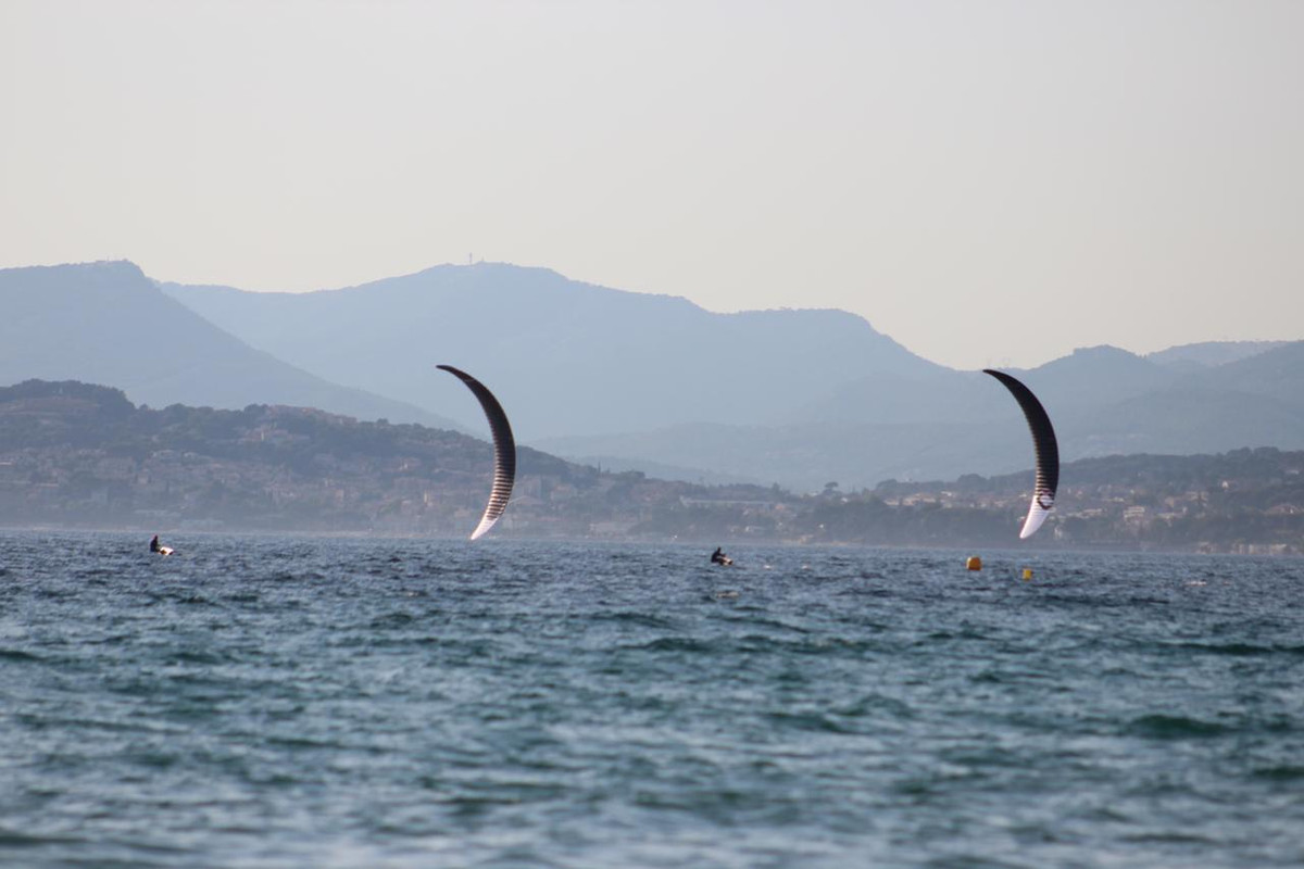 75B1D21A-FE6B-48E5-A320-54B9F10D8AC2