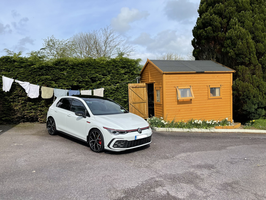 576CF6D3-CE1D-4219-BB69-82948403982E