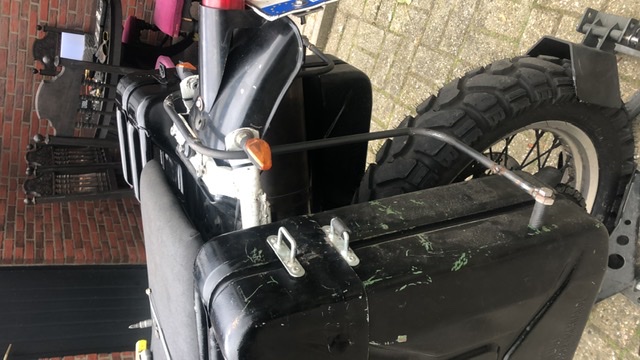 8100A656-5D5A-4F32-9DBB-C3CDC2647A01