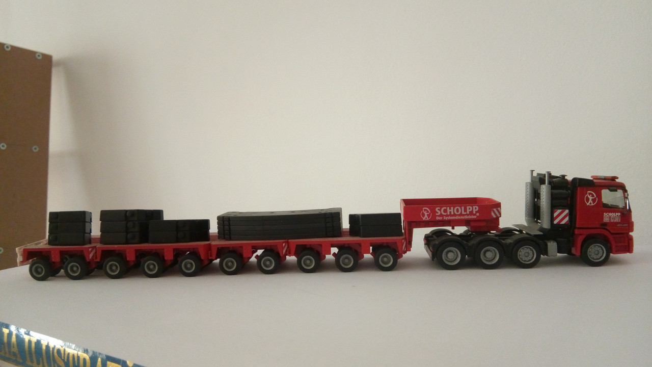 Macht (7682)