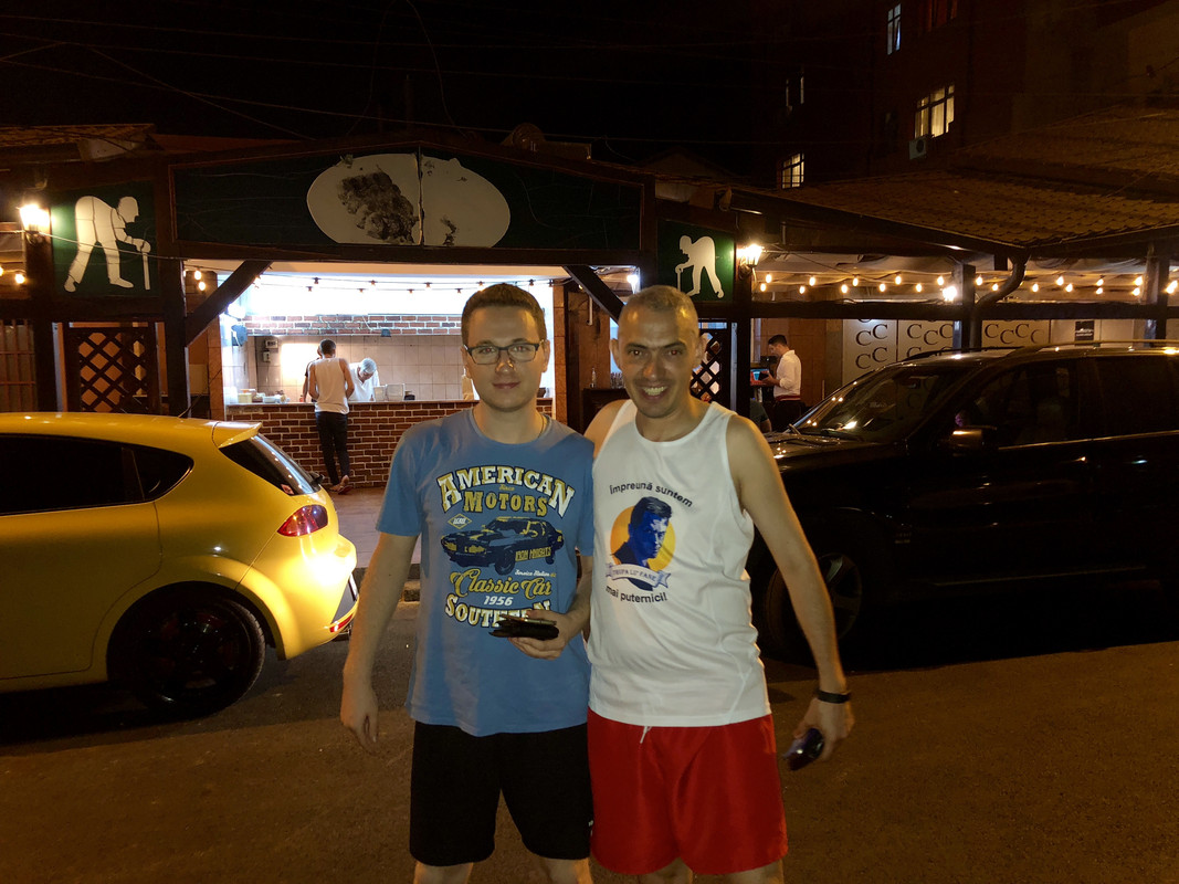 AEC7C9A1-FF43-43D0-88A4-FB13DC5D47C6