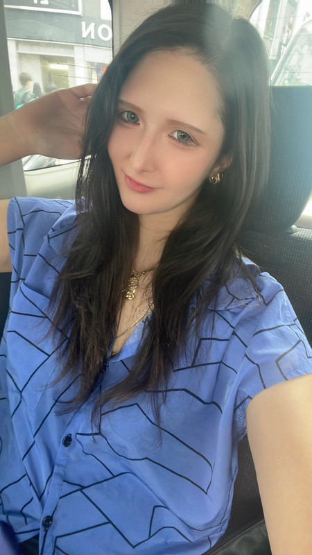 今日は何にも考えずに片っ端から掃除しようかなっエクササイズバイクをリビングに出すか迷う〜今の場所じゃ