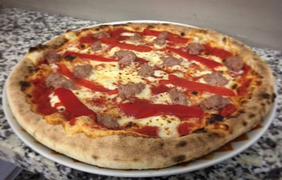 Peperoni e salsiccia