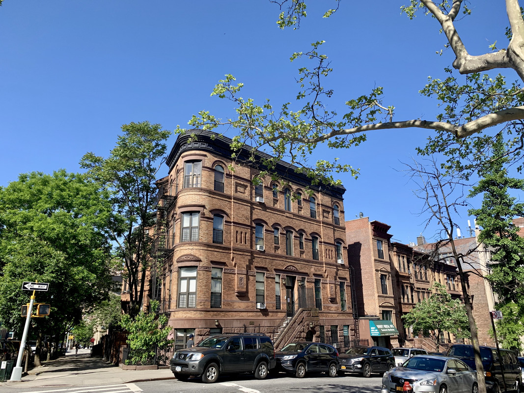 EC7D74C7-53FA-450E-91A0-57B492DFF77D