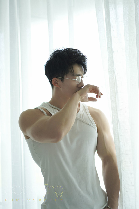 Adonisjing Teacher (7)