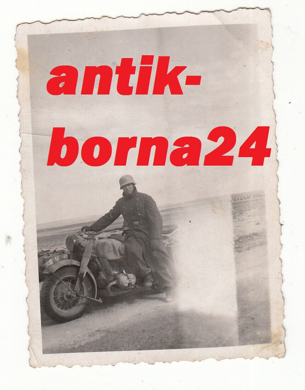 Foto WH Soldat Afrikakorps DAK Kradmelder Motorrad DKW Triumph1942 (4)