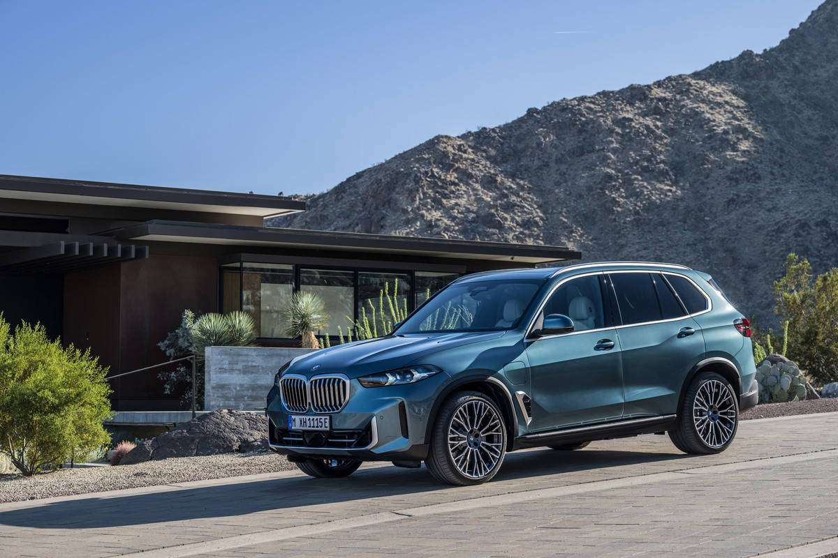 P90489795_highRes_the-new-bmw-x5-xdriv