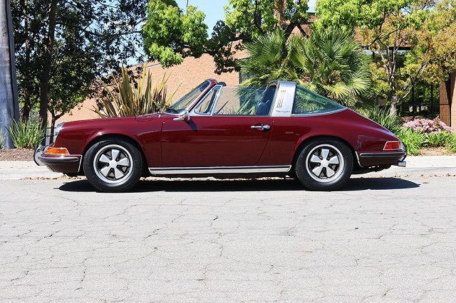 burgundy-71-targa.jpg