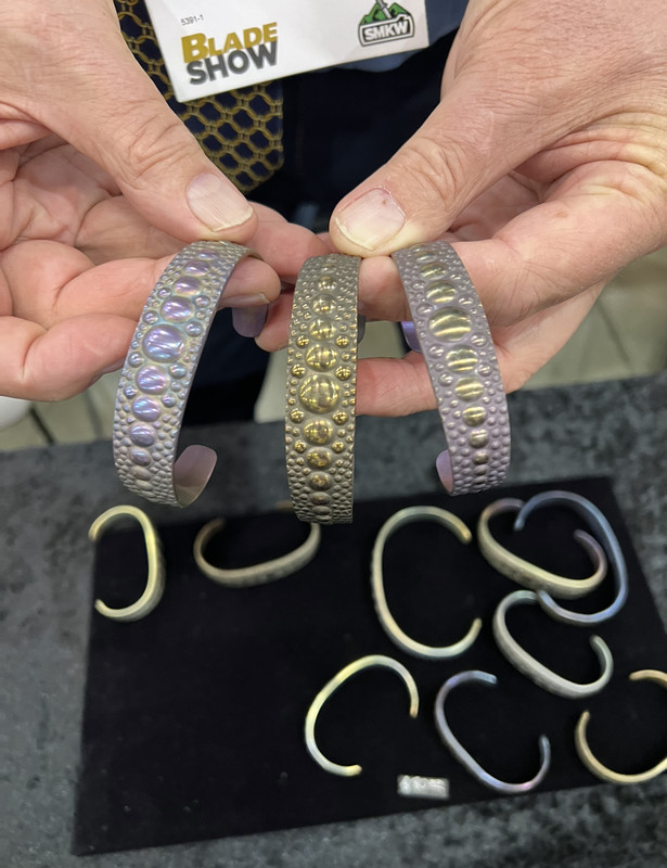 E807DFF4-3D77-4AEE-8BB0-1B11FF8BDC08