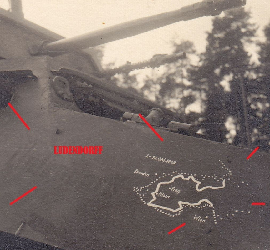 Aufkl.R.6 Sd.Kfz.232 Panzerspähwagen Name LUDEND