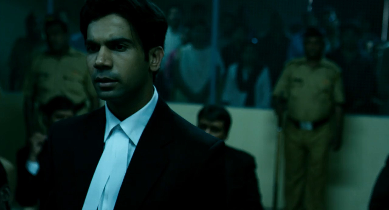 Shahid 2013 WebRip [Hindi] 480p 720p ESub Screenshot