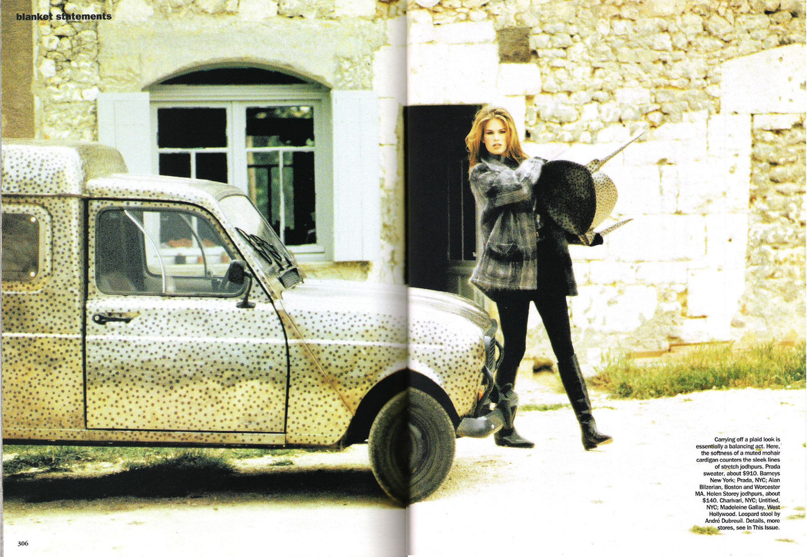 Meghan_Blanket_Statements_Elgort_Vogue_US_Octobe