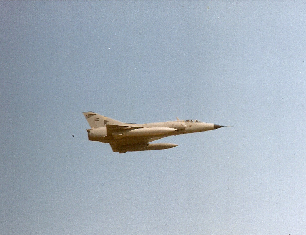 Mirage-III-EA-en-vuelo0001.jpg