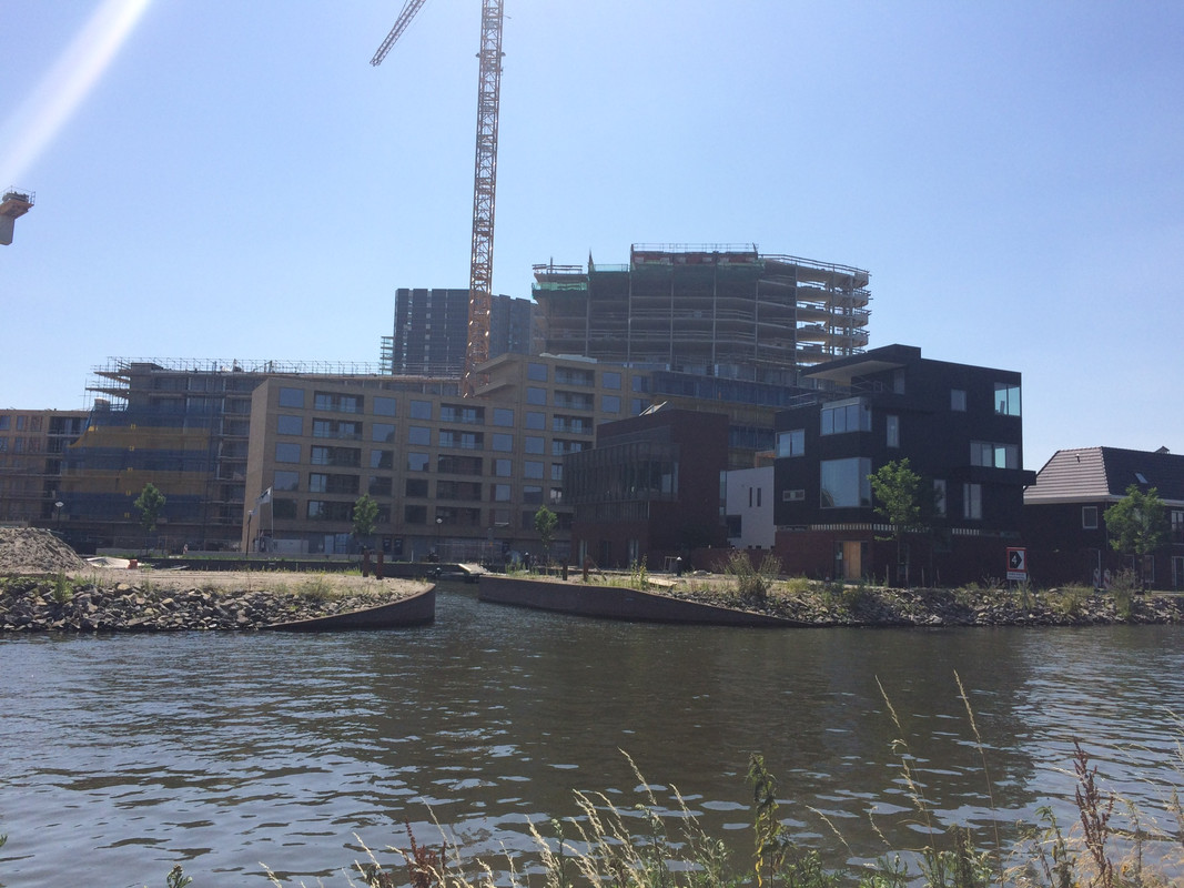 B73DFA58-A4B7-4E46-9C85-A1E538C1E472