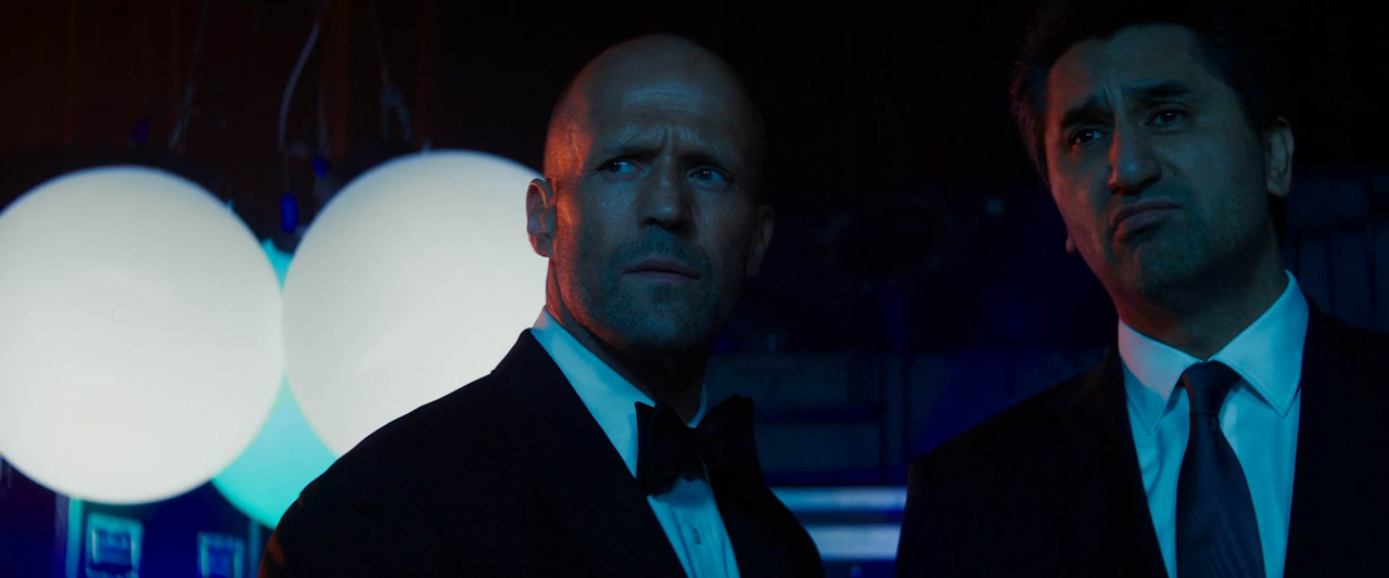 Meg 2: The Trench 2023 BluRay [Hindi + Tamil + Telugu + English] 480p, 720p, 1080p ESub Screenshot