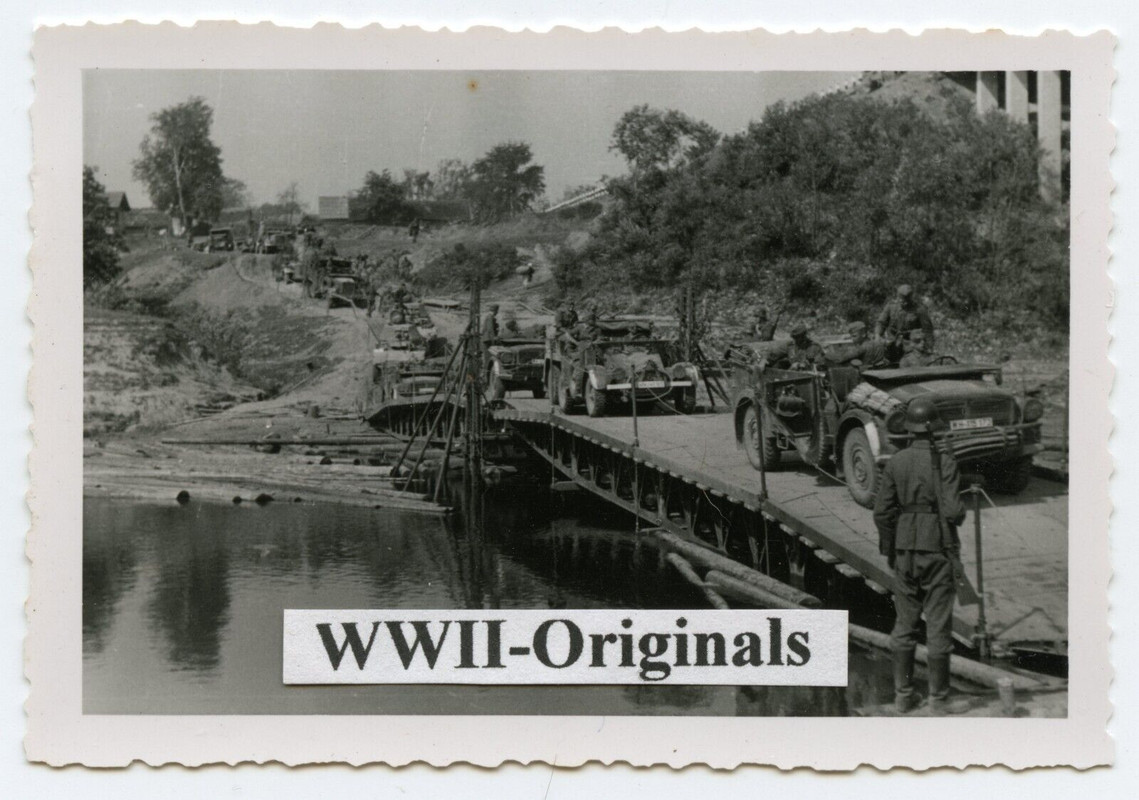 Beute Spähpanzer Panhard.