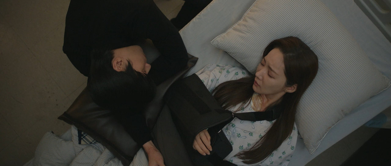 Siren's Kiss 2026 WebRip Season 1 [Hindi + English] 480p 720p ESub Screenshot