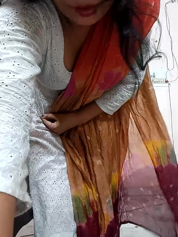 Anamika_2423128548_000019