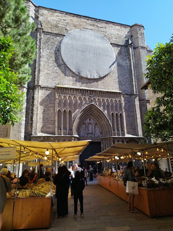 Barcelona 2025 - Blogs de España - Dia 2. Jueves 17 de Abril. El barrio gótico. (13)