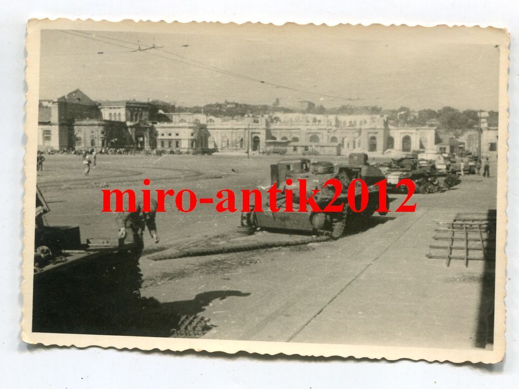 Foto, Wehrmacht, zerstörte Panzer, Marktplatz Ch