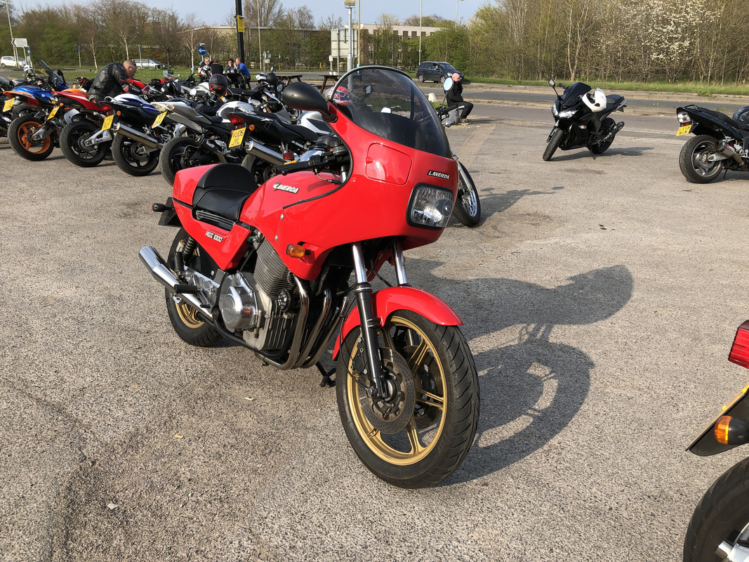 A71AB4AF-F907-4C8D-9FAE-71D666D9F9B0