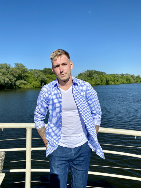 CA4EE48E-AB33-430F-A106-A1A1383024FD