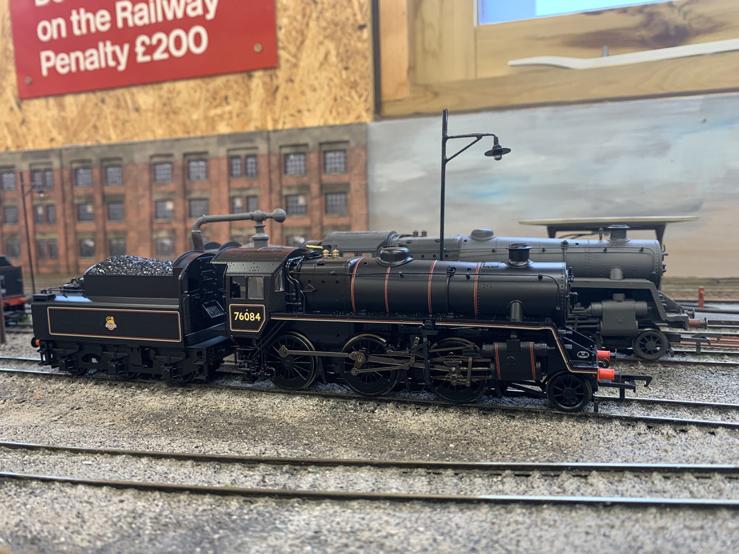 4C70E8A6-F68E-437E-B2E0-1F41A7C3A77F