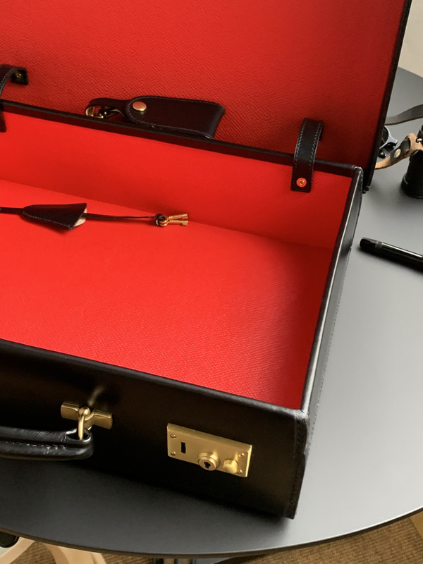 1D450040-8F2F-4BEB-BA87-3A666BB259D5