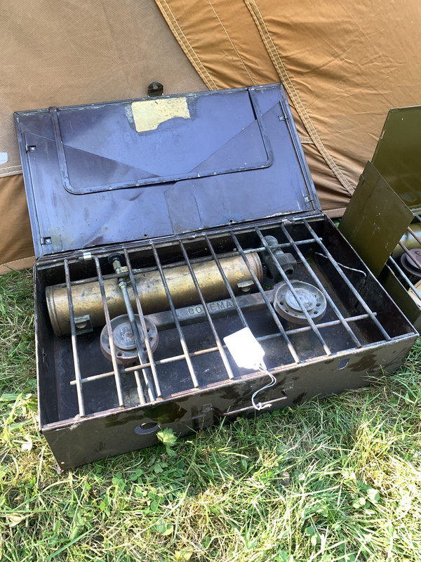 E8C59951-A982-429B-99DC-F243CC2843D1