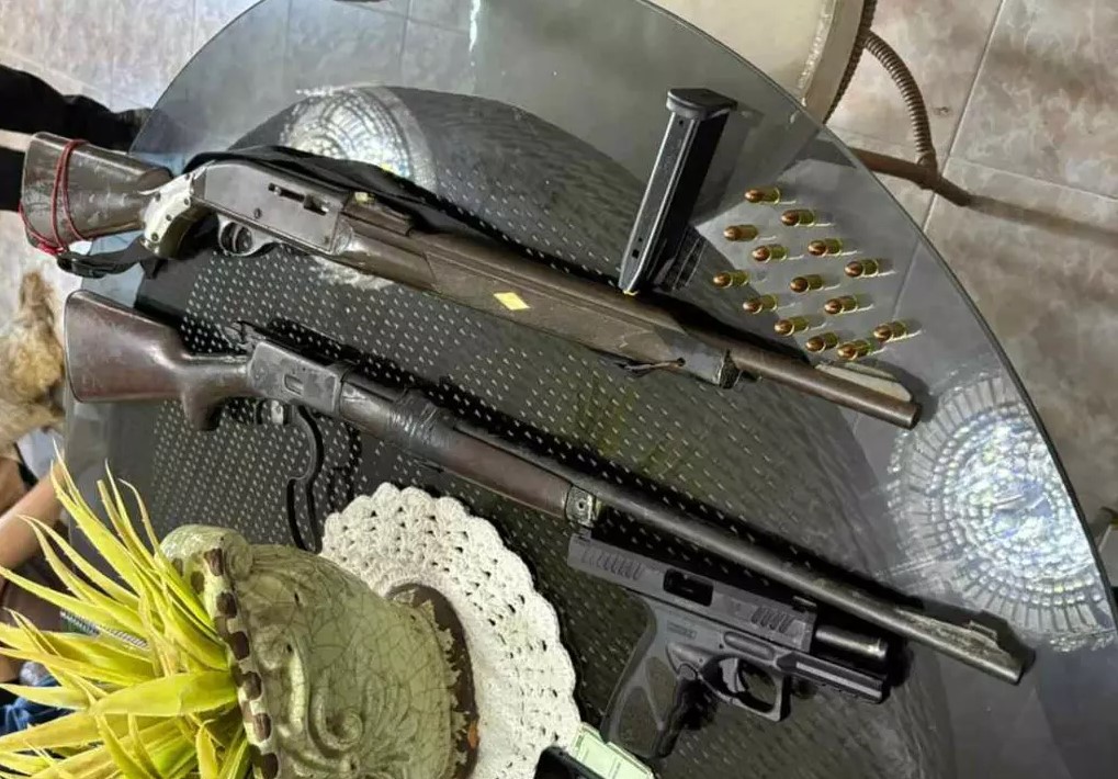 Armas foram apreendidas com Douglas (Divulgação, MPMS)