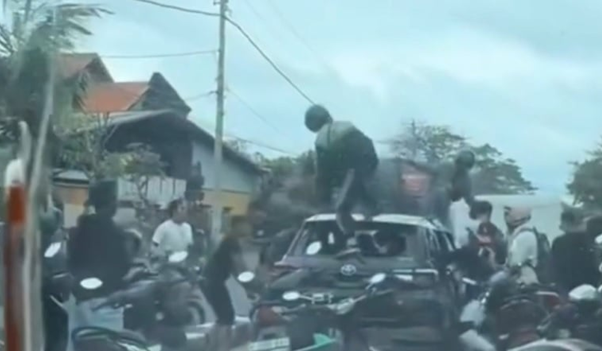 Kabur Usai Tabrak Pengendara, Dua WNA Nyaris Diamuk Massa di Bali