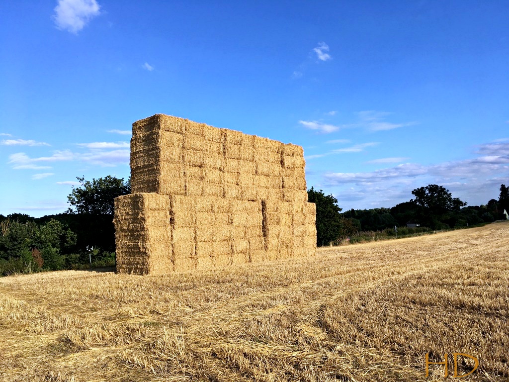haystacks-3-HD.jpg