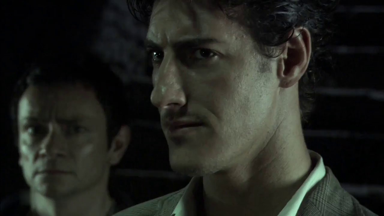 Rise-of-the-Gargoyles-2009-Hindi-English-WEB-DL-720p-x264-AVC-AC3-2ch-mkv-0004