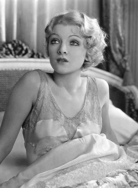 myrna_loy_mb49