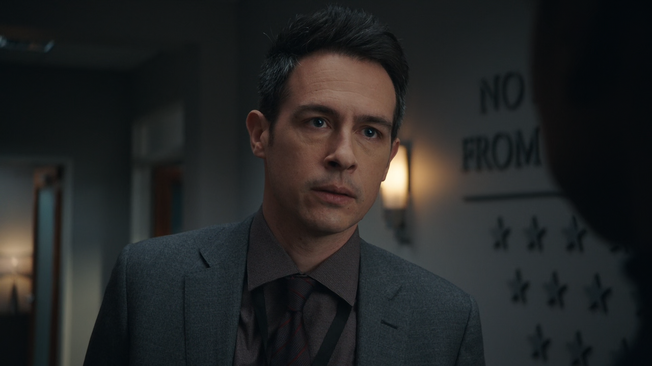 FBI.S03E07.Discord.1080p.10bit.AMZN.WEB-DL.DDP5.1.HEVC-Vyndros.mkv_snapshot_08.36_[2021.03.11_08.14.