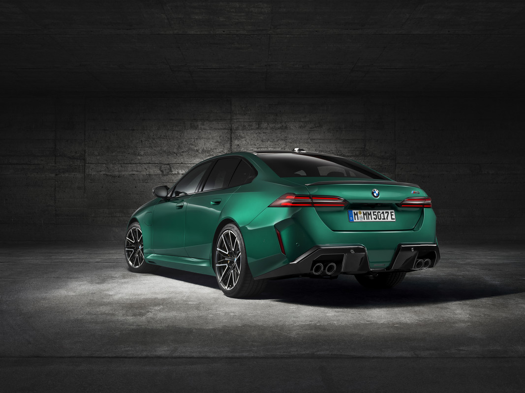 P90557422_highRes_the-all-new-bmw-m5-0