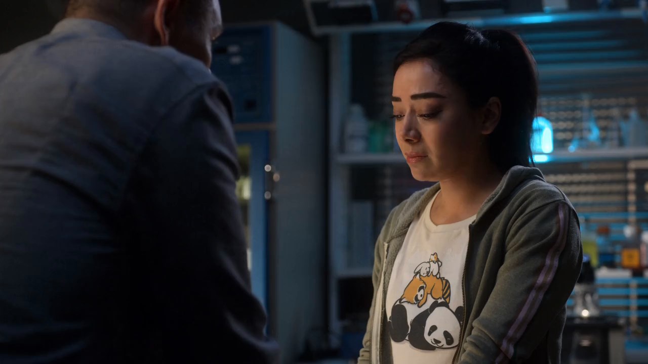 Lucifer (2019) Season 4 [Hindi + English] WebRip 480p 720p ESub - Complete Screenshot