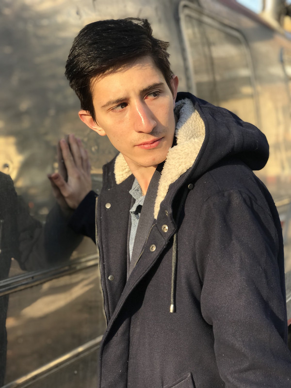 EEE184FF-AA8A-44FD-B401-2369A2F5C082