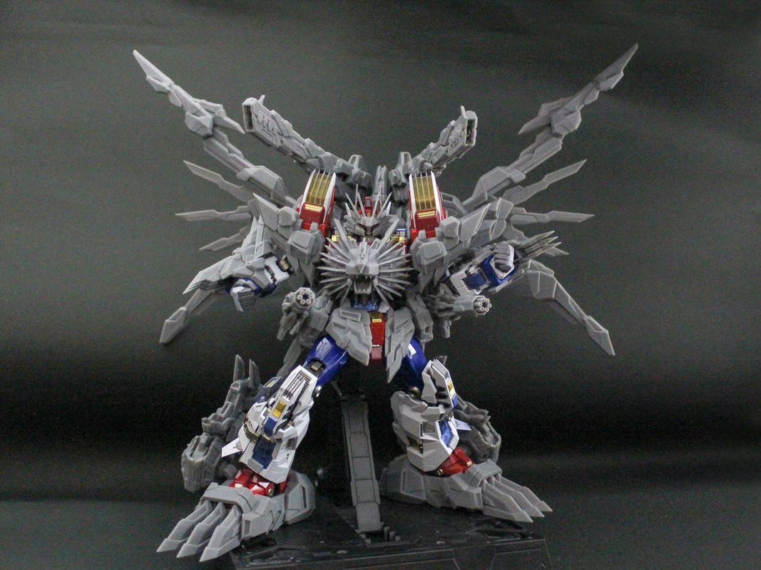 Flame-Toys-Victory-Saber-03